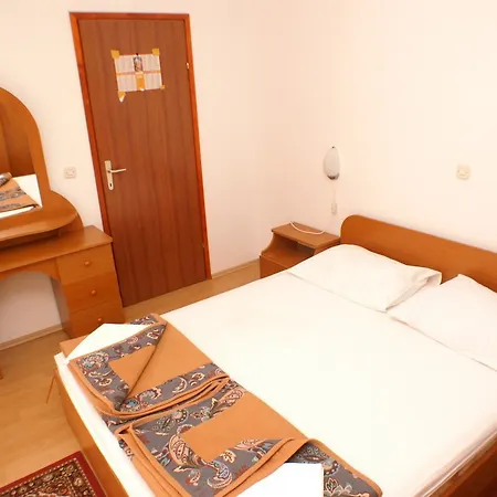 3162d * Trpanj